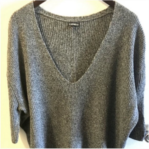 Express Sweaters - Express V-Neck Chunky Sweater